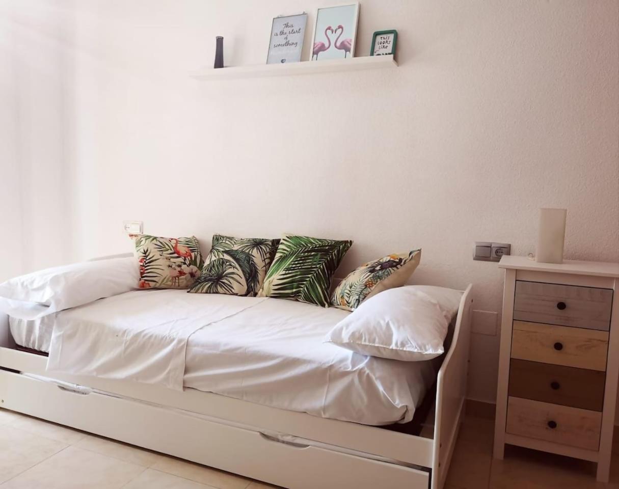 Espectacular Residencial En 1A Linea Con Piscina Apartment เบนาคาราเฟ ภายนอก รูปภาพ